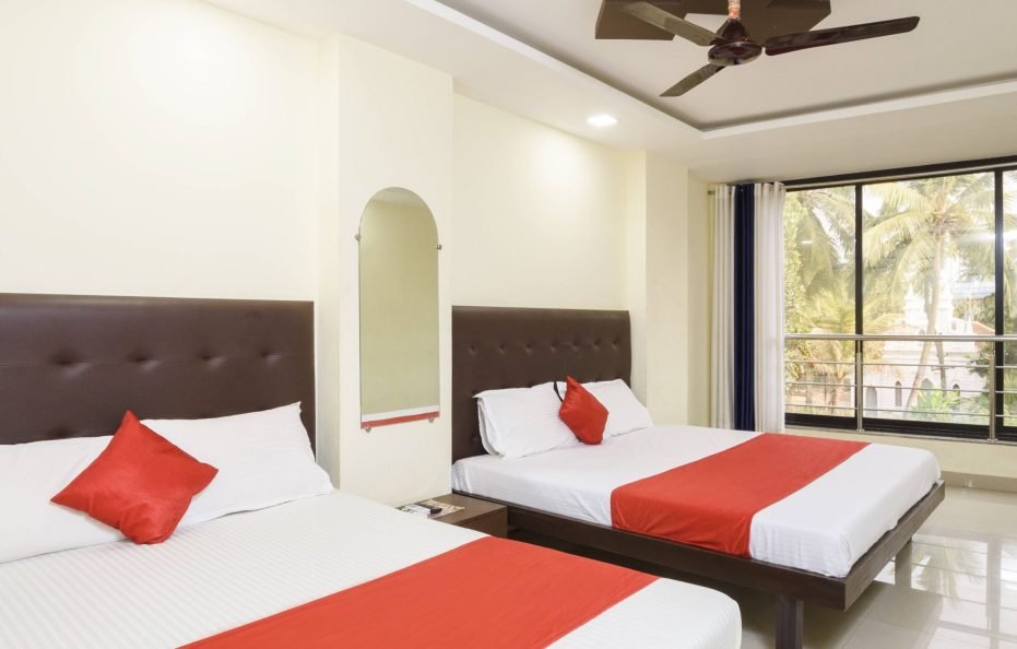 1 Deluxe Room + 1 Quadruple Room in Calnagute