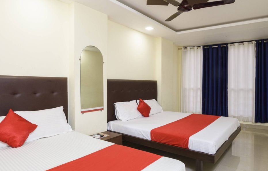 1 Deluxe Room + 1 Quadruple Room in Calnagute