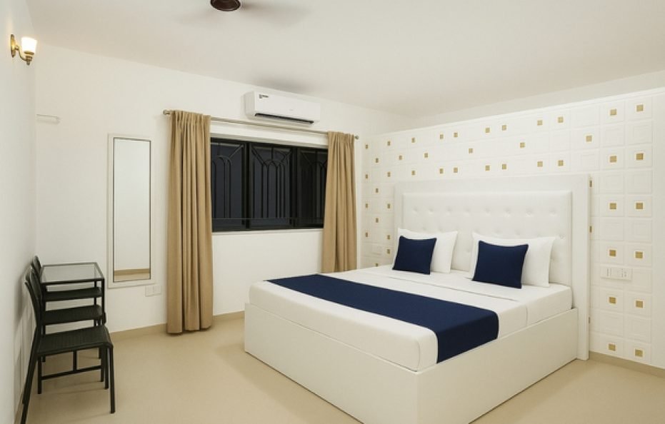 UP to 23 Person – 3BHK Penthouse + 2 Apartments
