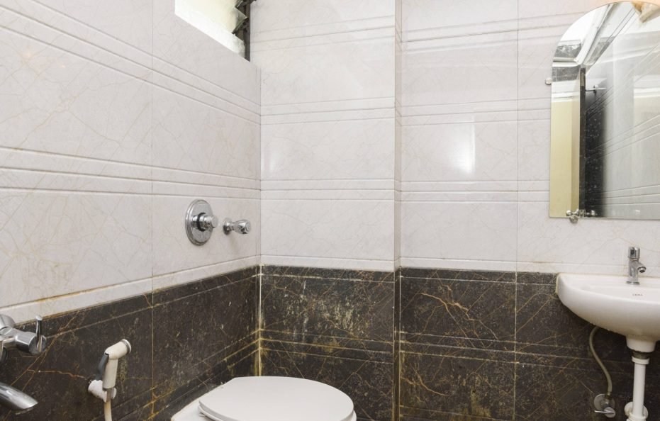 1 Deluxe Room + 1 Quadruple Room in Calnagute
