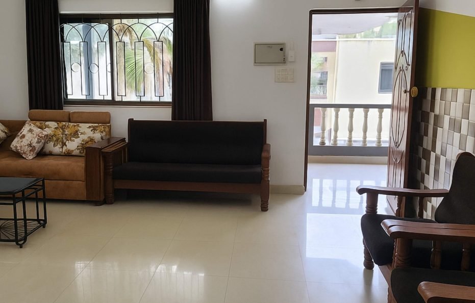 UP to 23 Person – 3BHK Penthouse + 2 Apartments