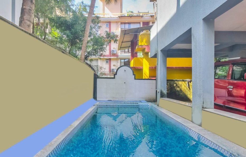 1 Deluxe Room + 1 Quadruple Room in Calnagute