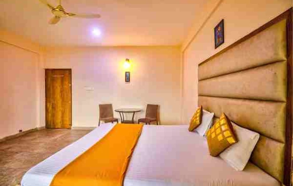 6 Deluxe Room Calangute, North Goa