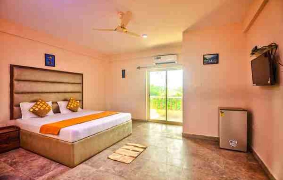 6 Deluxe Room Calangute, North Goa