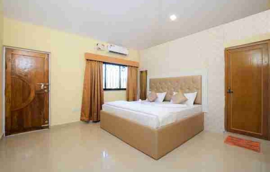 3 BHK Villa + 1 BHK Apartment in Nagoa Calangute GOA