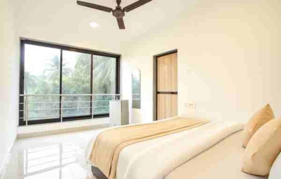 2 Deluxe Room in Swastic Boutique